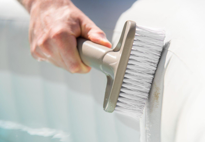 Intex PureSpa Bubble Massage felfújható masszázsmedence 6 személyes Intex medencetisztító szett