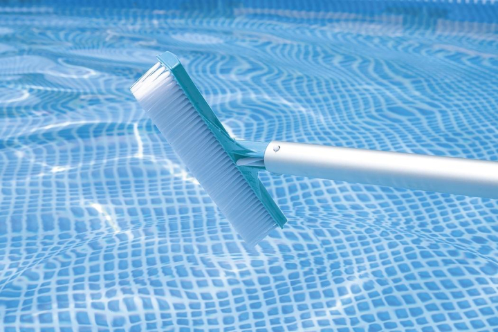 Intex szolár medencetakaró 488 x 244 cm medencére Intex Deluxe 28003 medence tisztító szett